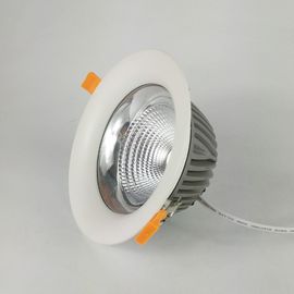 中国 高い内腔90mm LED Downlight、AC100 - 240V白はダウンライトを引込めました サプライヤー